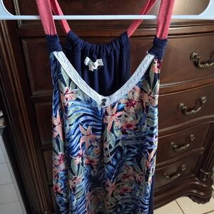 Floral Print Women's Sleeveless Shirt